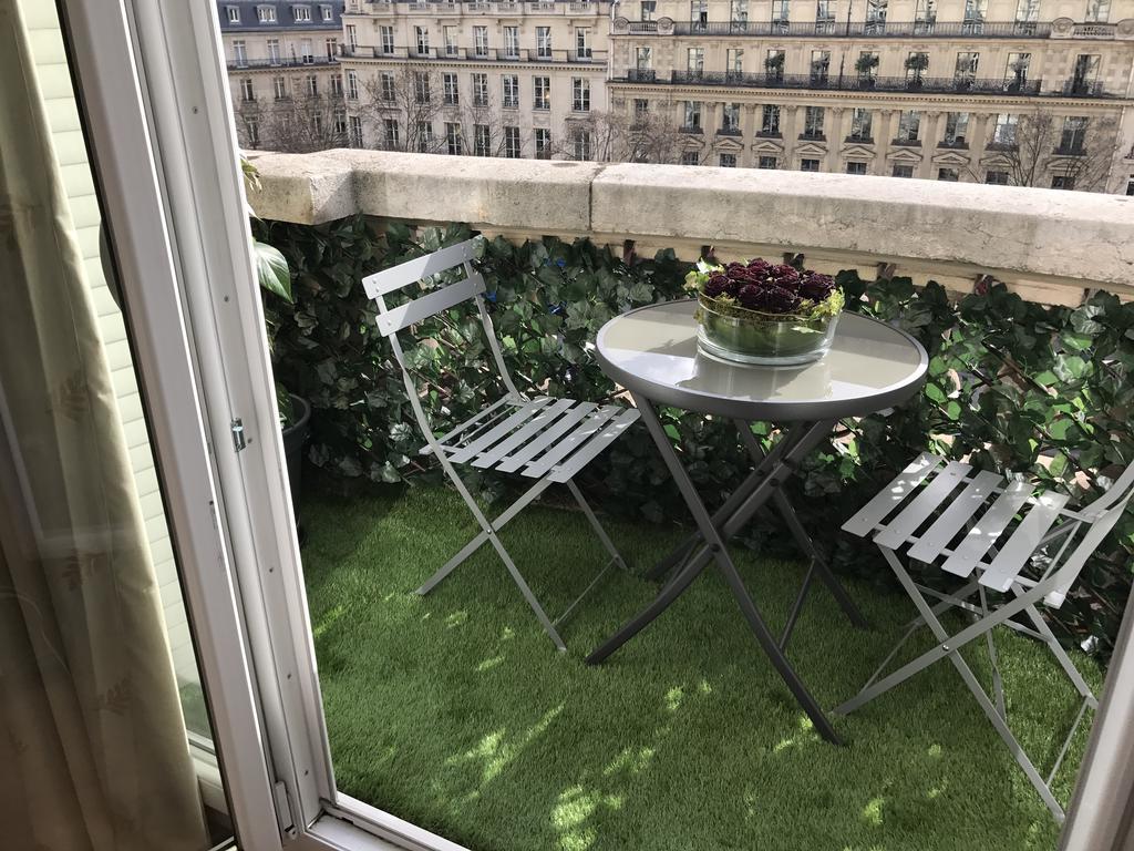 Apartment Avenue Des Champs-elysees Paris